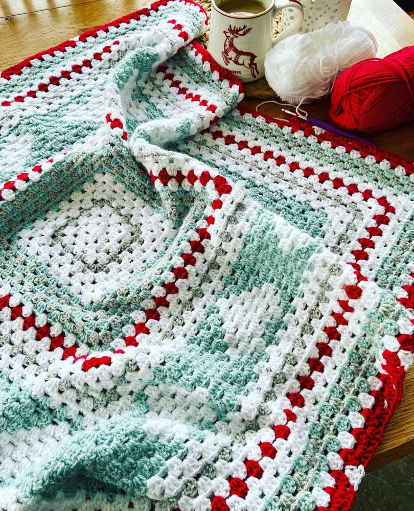 MadeByAnita - Emma’s “Frosty” Hearts Blanket Yarn Pack